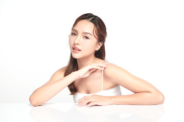 Fototapeta premium Beautiful young asian woman with clean fresh skin on white background, Face care, Facial treatment, Cosmetology, beauty and spa, Asian women portrait.