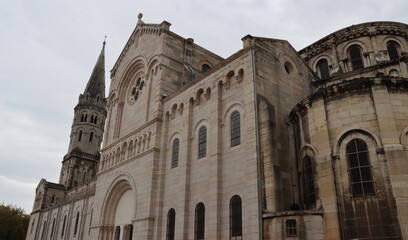 Fototapeta na wymiar Church in Macon , France 