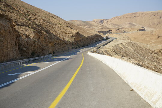 Sodom Arad Road
