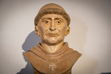 Cardenal Cisneros, terracota 2017, Monasterio de San Juan de los Reyes, Toledo, Castilla-La Mancha, Spain