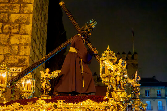 Procesi&oacute;n de Jes&uacute;s del Gran poder en la semana santa de Sevilla