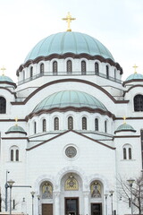 Fototapeta na wymiar church of Saint sava in Belgrade 