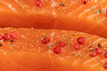 morceaux de saumon cru, en gros plan