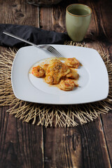 Fish in sauce with shrimp. Step by step preparation. Final dish