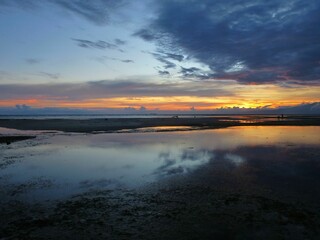 Fototapeta na wymiar Romantic sunset on Siquijor island, Philippines