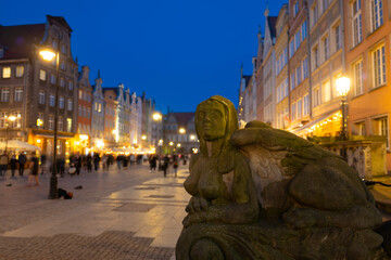 2023-04-14 evening view beautiful architecture and  Statueof the old town of Gdansk, Poland.