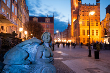 2023-04-14 evening view beautiful architecture and  Statueof the old town of Gdansk, Poland.