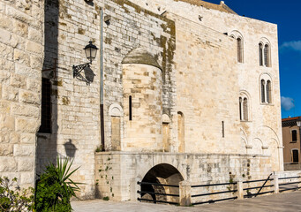 Fototapeta premium Basilica of St. Nicholas from Venezia steet, Bari Old Town, Puglia region, southern Italy, Europe
