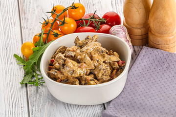 Roasted beef with cream sauce