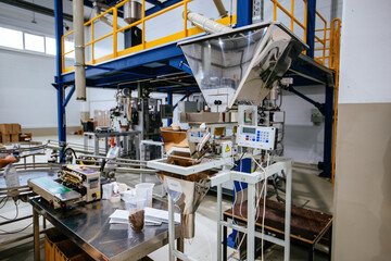 Modern industrial coffee packaging machine