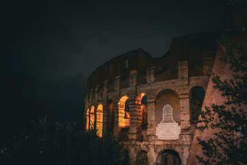 night view of the colosseum city