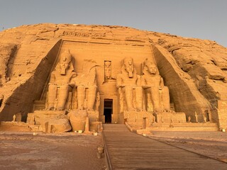 Gro&szlig;er Tempel Ramses II in Abu Simbel