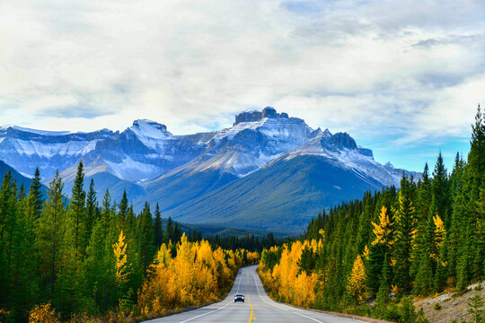 The road 93 beautiful "Icefield Parkway" in Autumn Jasper National park,Canada