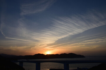 淡路島から望む夕日