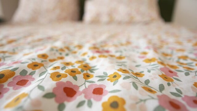 colorful texture duvet cover on bed,