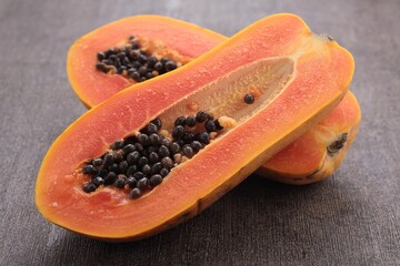 fresh papaya