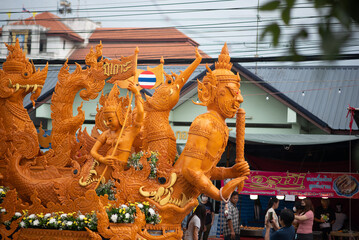people at the market