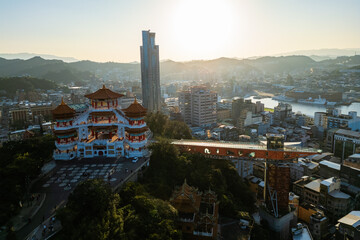 Obraz premium aerial view of Zhupu Altar and keelung tower in northern Taiwan at dusk