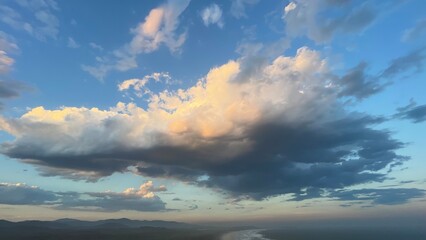 Fototapeta na wymiar Heavenly clouds before sunset 