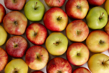 verschiedene Apfelsorten von oben