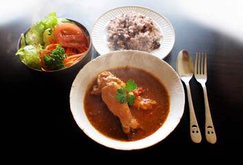 インドチキンカレーのセット