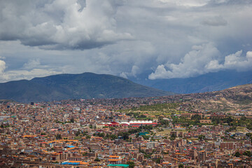 Fototapeta na wymiar Ayacucho desde el Mirador de Acuchimay - Ayacucho, Perú