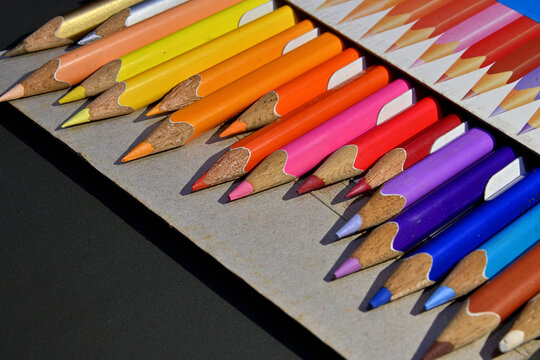 color pencil box