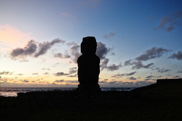 Isola di Pasqua;
Rapa Nui;
Easter Island;
moai;
statues;