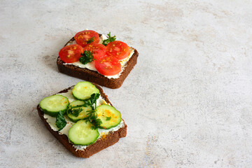 healthy sandwiches with tomato and cucumber copy space
