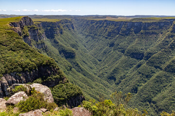 Naklejka premium Forest, river, rocks and mountains in Fortaleza Canyon