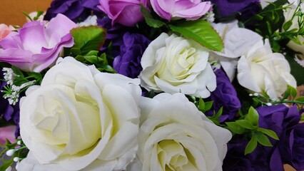bouquet of white roses