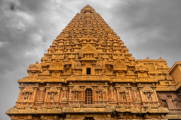 Tanjore Big Temple or Brihadeshwara Temple was built by King Raja Raja Cholan, Tamil Nadu. It is the very oldest & tallest temple in India. This is UNESCO's Heritage Site.