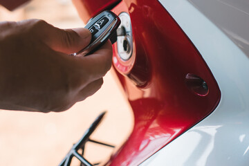 The key lock and safe system of motor vehicle adopts remote safety modern technology to replace...