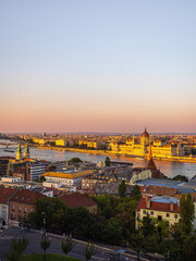 Naklejka premium Sunset over the Hungarian Parliament in Budapest