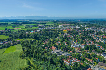 Fototapeta na wymiar Wasserburg am Inn von oben, Blick auf die südlich des Inn liegenden Stadtbezirke