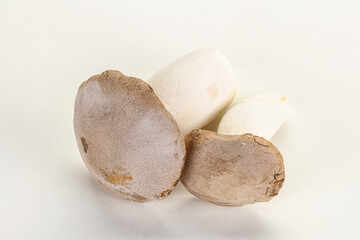 Raw Eringi mushrooms for cooking