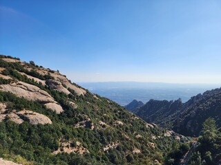 Fototapeta na wymiar View of the Montserrat mountains