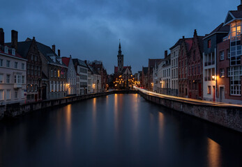 Naklejka premium Blue hour by the canals of Bruges