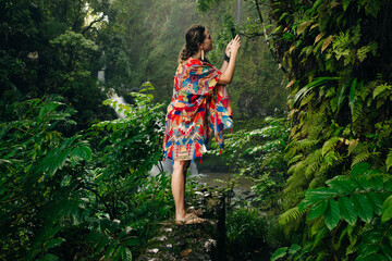 photo shooting on smartphone in tourist journey