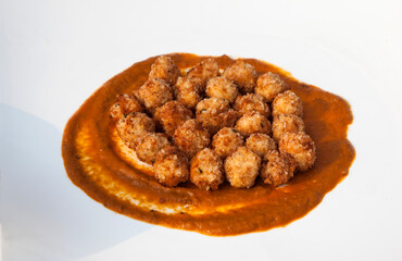 View of the fried meat balls