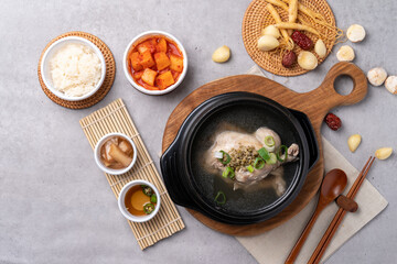 Samgyetang, chicken dish, mulberry, oriental medicine, nurungji, earthen pot, Korean food, health food, side dishes, garlic,