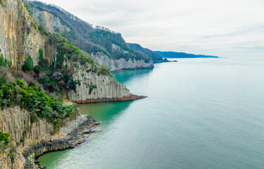 Lava columns formed 80 million years ago as a result of the cooling and crystallization of lava flowing from volcanoes on the G&uuml;zelcehisar coast of Bartın.
