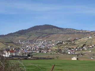 Fototapeta na wymiar village in the mountains