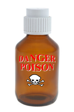 Concept de flacon de poison en gros plan sur fond blanc