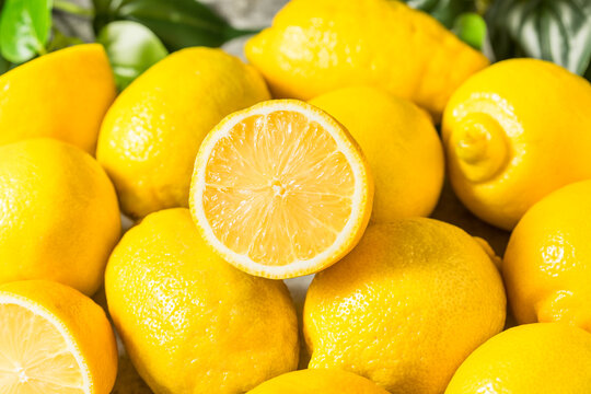 Organic Raw Yellow Seedless Lemons