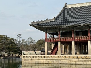 Obraz premium An ancient building in Seoul, South Korea 