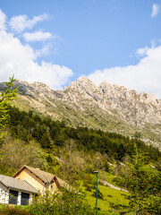 Fototapeta na wymiar Moutain peak view from the alpine village
