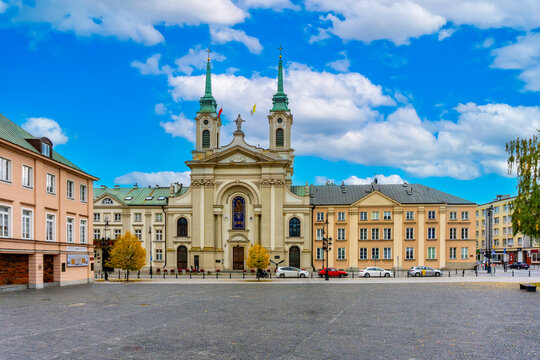 Fototapeta Garrison Church located in Warsaw historic center of Poland's capital as in October 2023.