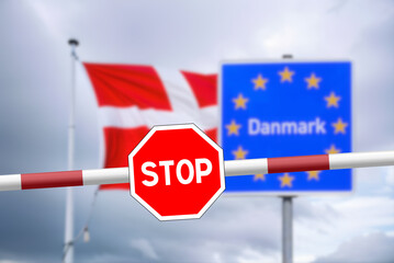 Stoppschild und Schranke an der Grenze zu Dänemark © studio v-zwoelf