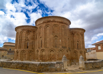 Tri Apse of the church of Santa Maria la Antigua (12th century). Villalpando, Zamora, Spain.